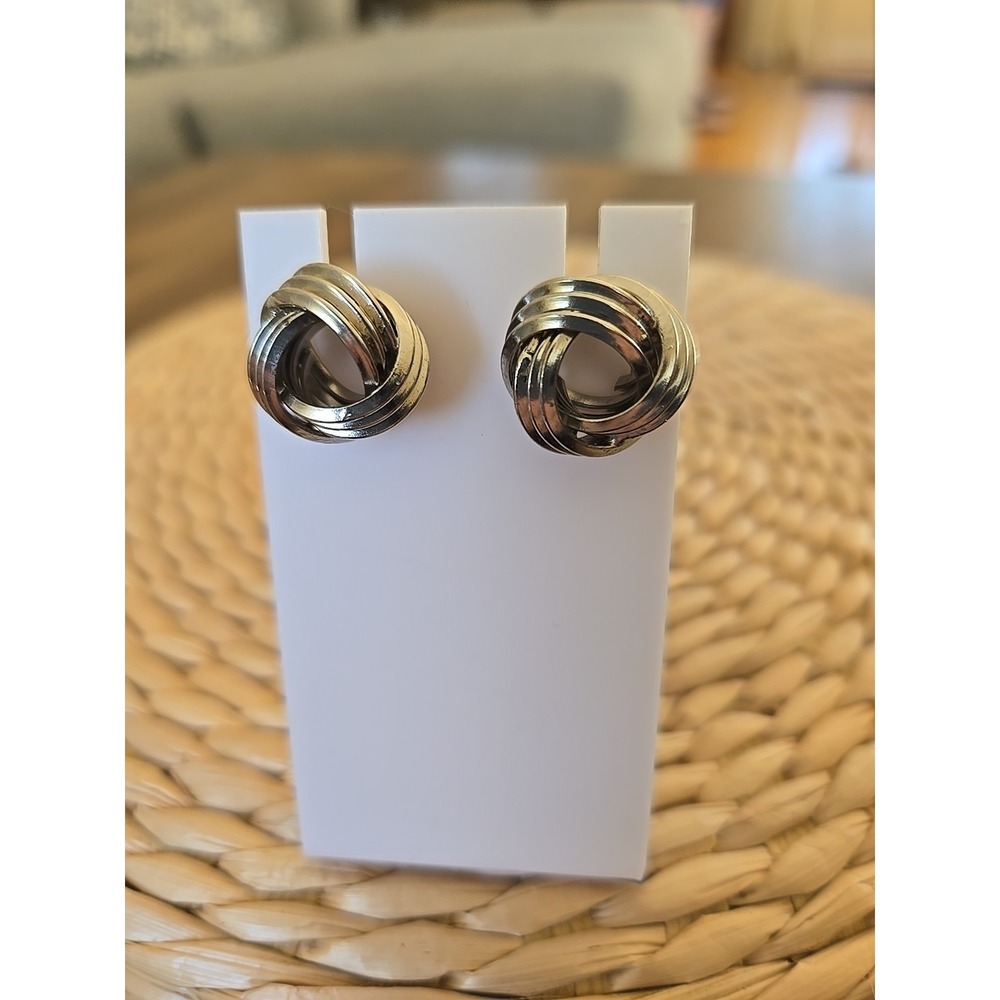 VTG Silver Tone Knot 3/4 Inch Post Earrings W/Backings Classic Minimalist VGUC
